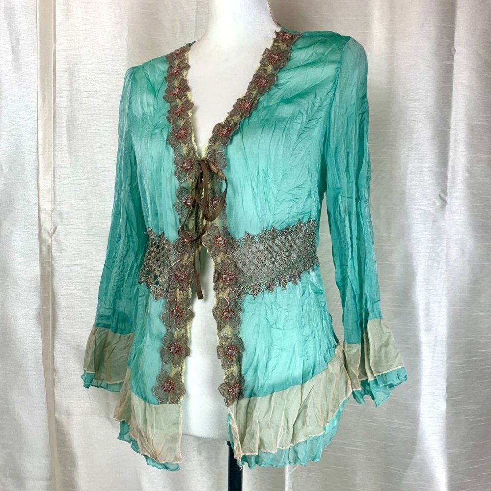 YOUNG ESSENCE Sheer Tie-waist Top M